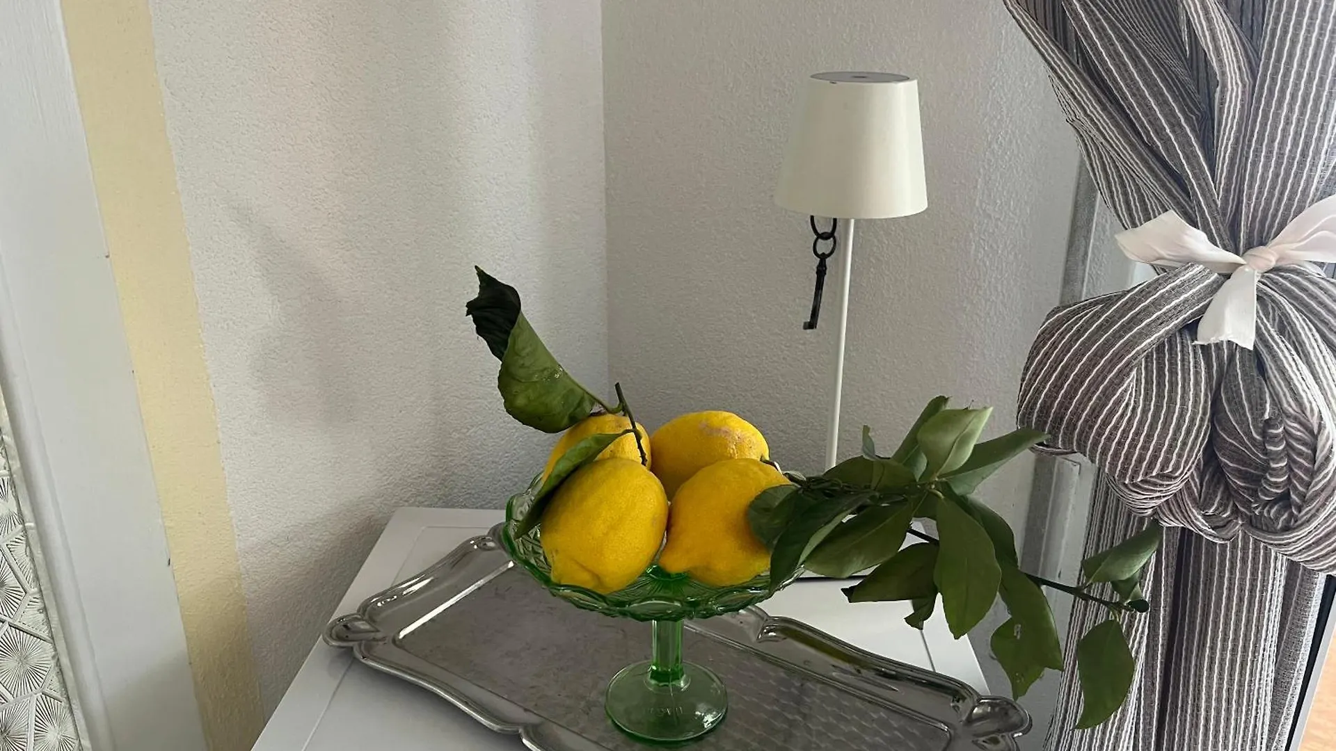 Homestay A Casa Del Console Apartment Mondello